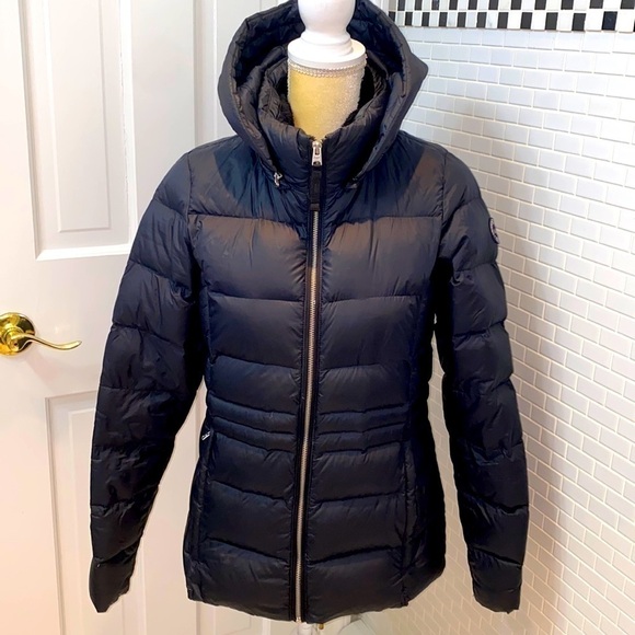Abercrombie and Fitch packable puffer down jacket with detachable hood.Size M. - Picture 1 of 9
